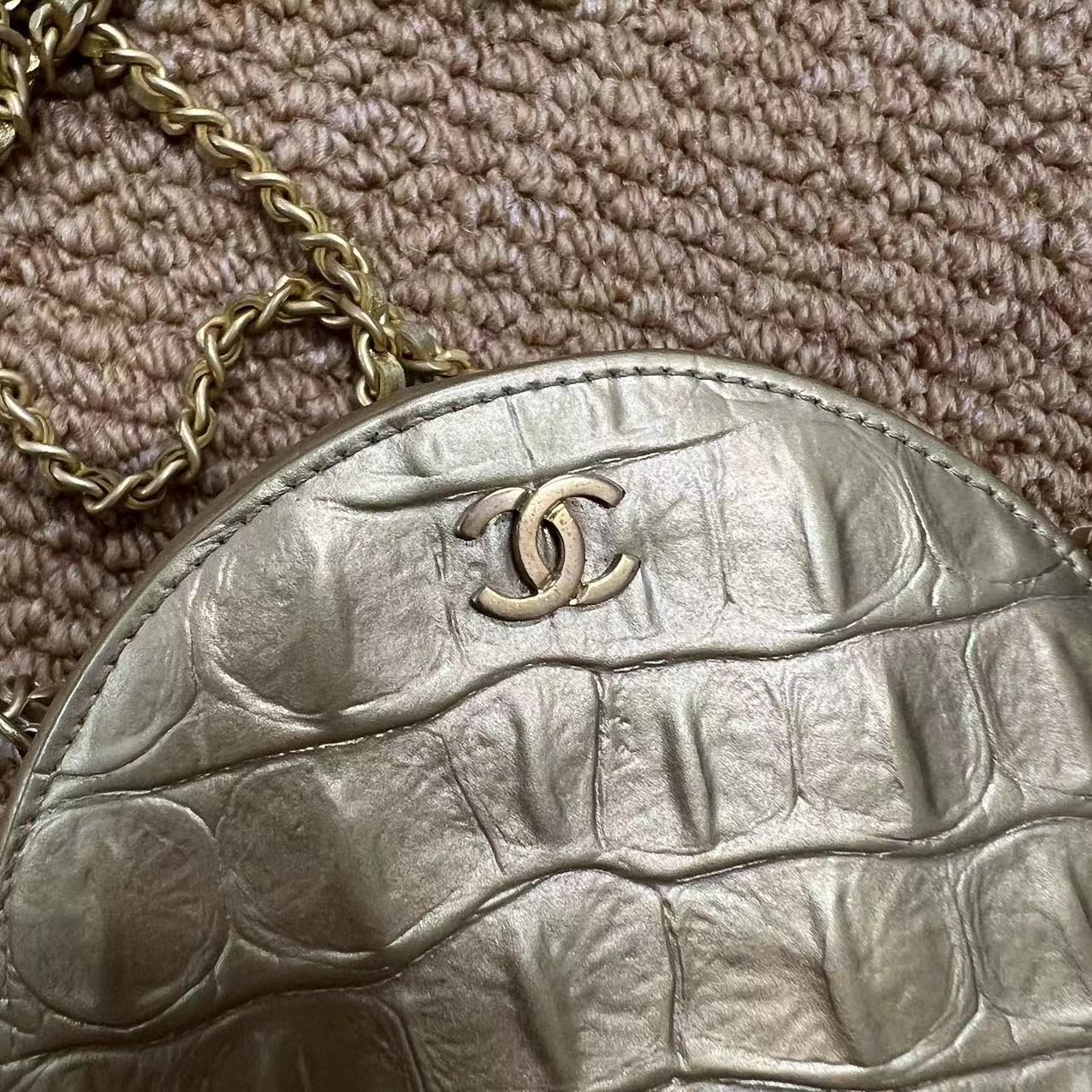 Chanel 2019 Paris-New York Coco Croc Round Crossbody Bag