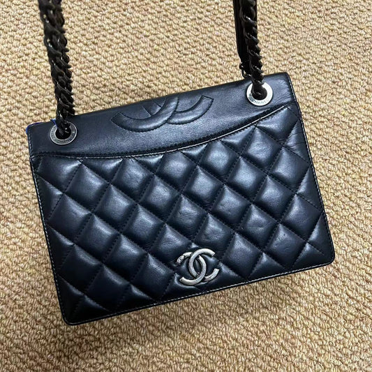 Chanel Ballerine Quilted Flap Bag