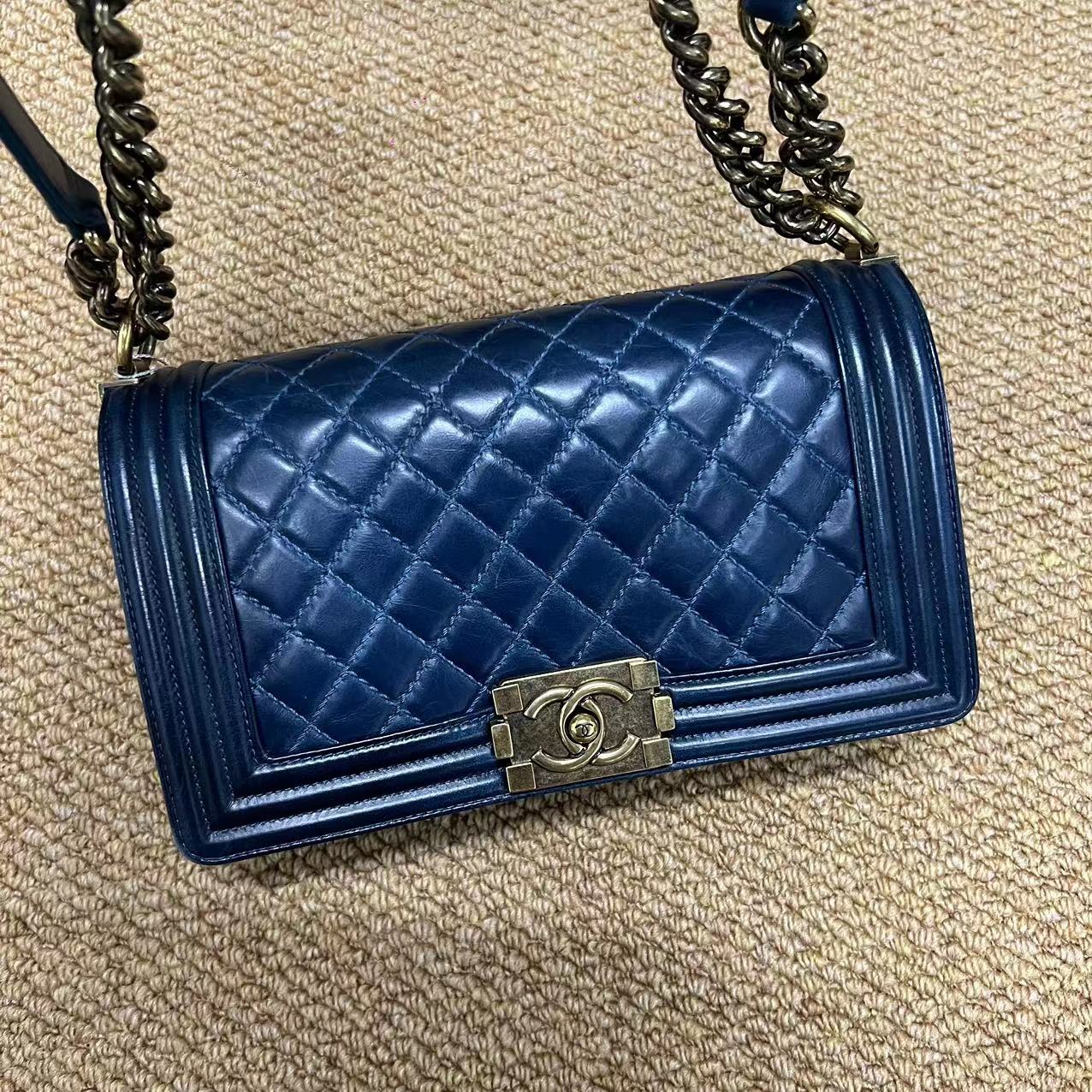 CHANEL Blue Quilted Leather Flap Chain Medium Boy Handbag