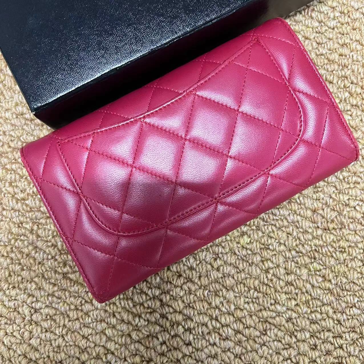 Auth CHANEL Matelasse Tri-fold Long Wallet Leather Red Coco Mark CC Logo w/Box