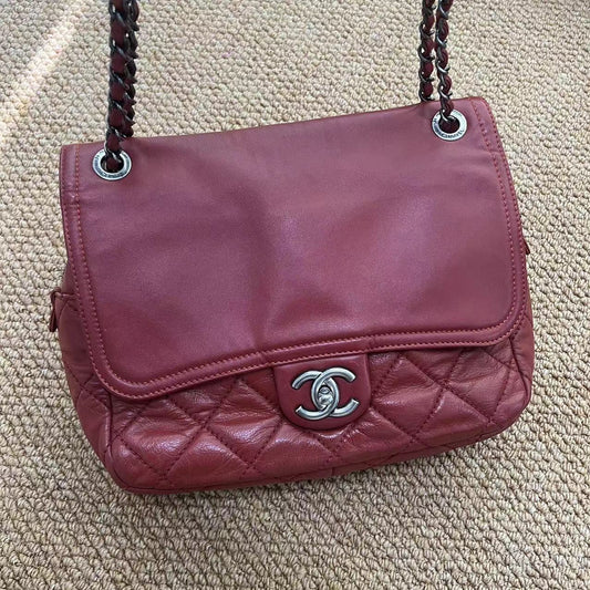 Chanel In The Mix Zip Flap Bag Quilted Aged Calfskin Medium