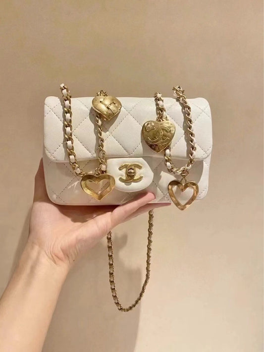 Chanel 22B Lambskin Quilted Mini Heart Charms Flap White